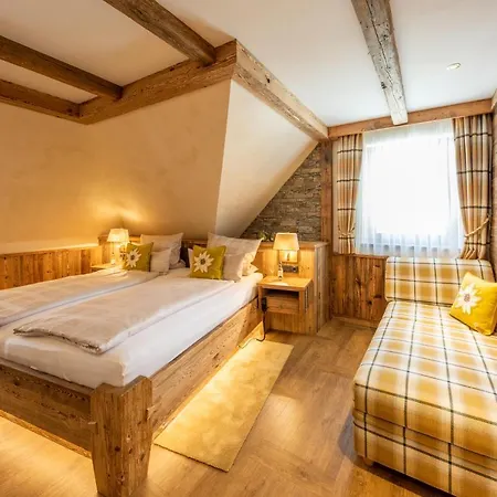 Hotel Wellness-Hotel Adler 2*