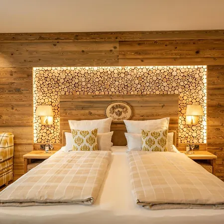 호텔 Wellness-hotel Adler 2*