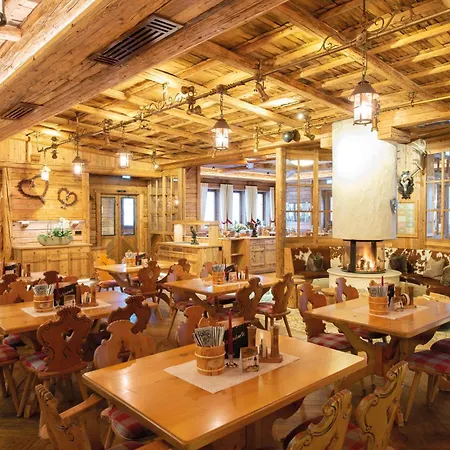 Hotel Wellness-Hotel Adler