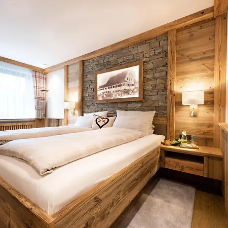 Wellness-hotel Adler מלון באד וויריסהופן