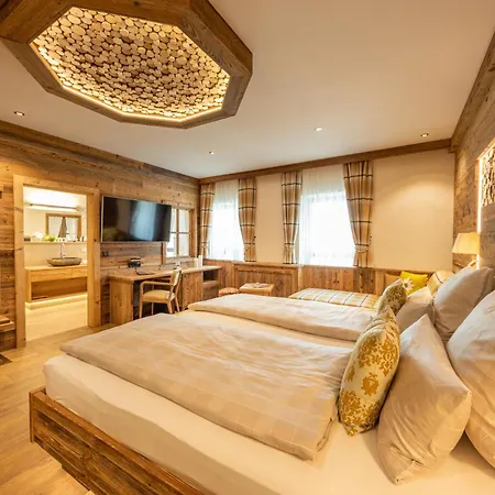 Hotel Wellness-Hotel Adler 2*